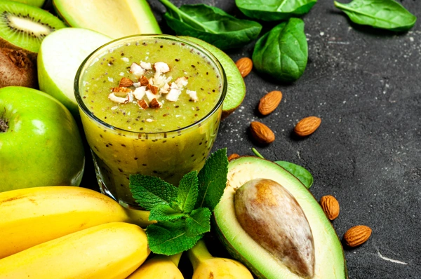 Green Smoothies for Insulin Control Organic Wellness Naturals Banana Avocado kiwi apple almonds nuts fruits veggies vegetables